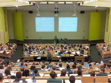 Ilustracja do wpisu 'Jak przetrwać I rok studiów?'